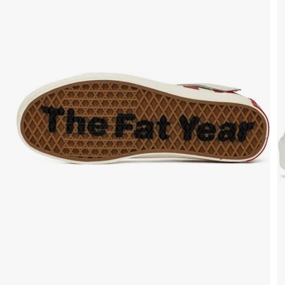 Vans - Picture 2 of 14